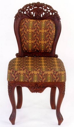 Chair Commodore